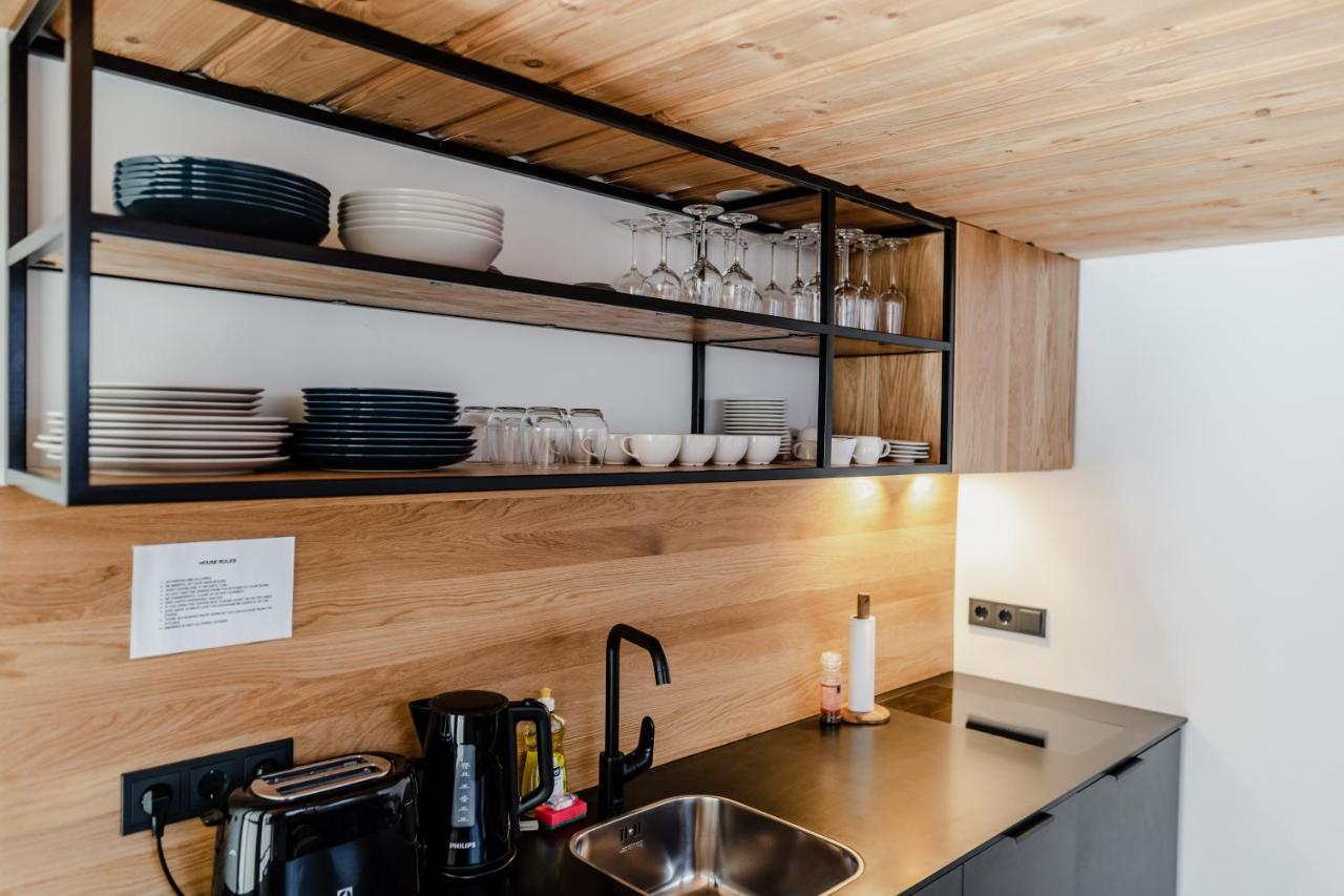 Lj5 - Old Town With Exclusive Shared Roof Terrace